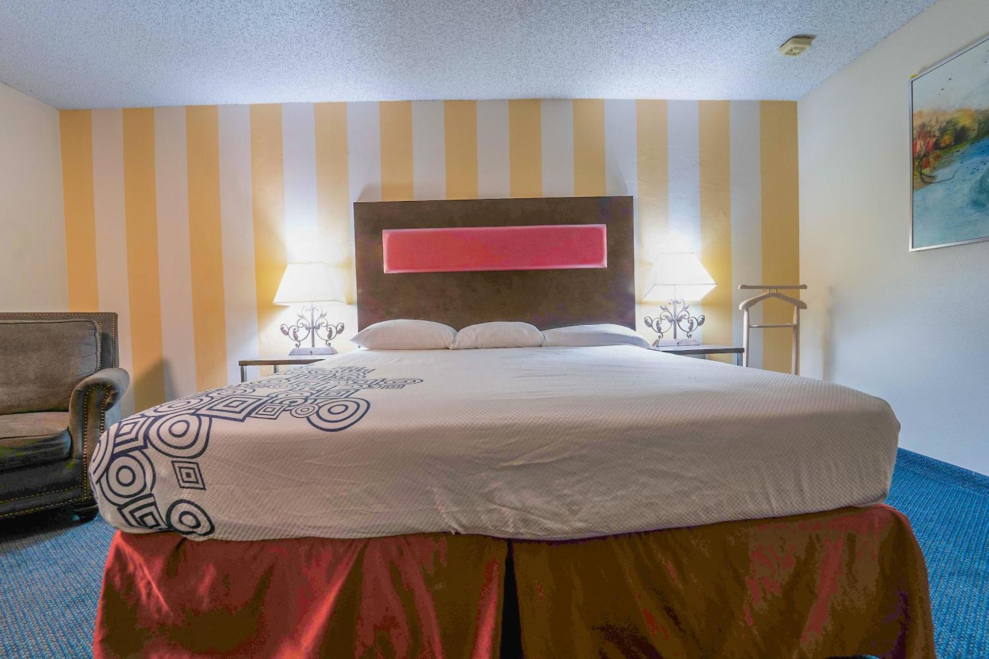 Royal Plaza Inn Indio Εξωτερικό φωτογραφία