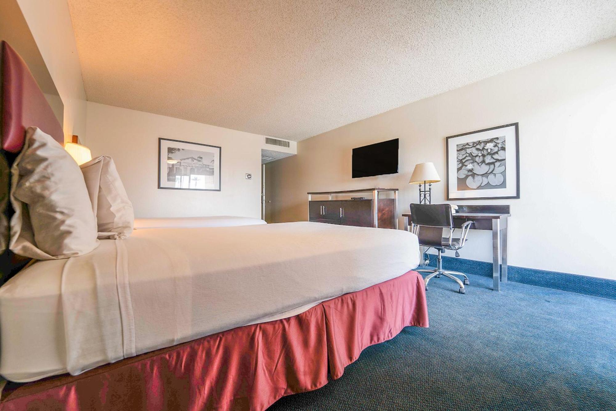 Royal Plaza Inn Indio Εξωτερικό φωτογραφία